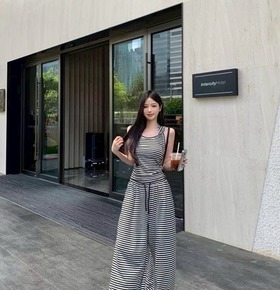 現貨無退換｜套裝休閒條紋連帽背心+闊腿長褲