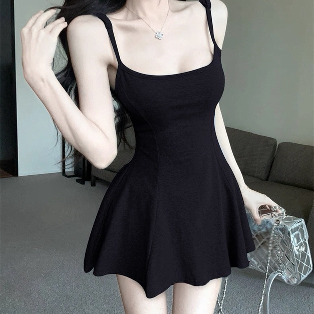 出清無退換｜韓版細肩修身收腰洋裝