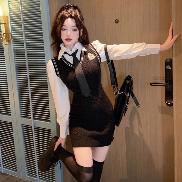 兩件式學院風簡約衫+麻花針織洋