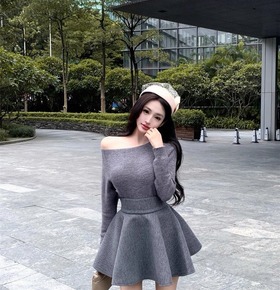 套裝法式一字領上衣+波浪傘裙