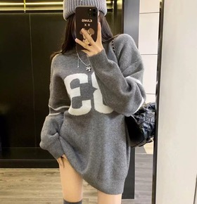 韓妞字母梵文長版毛衣