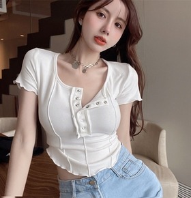 出清無退換｜韓版爆乳合身短T桖