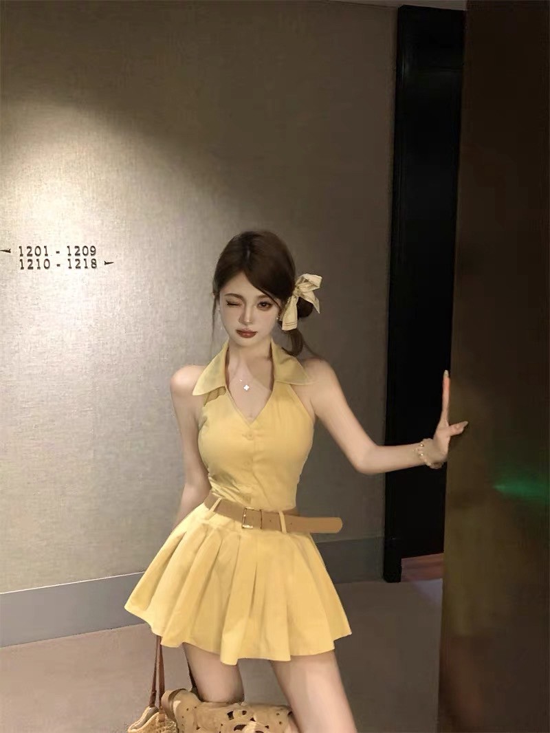 性感削肩翻領收腰百褶連身裙_b22f29b50a96dabb010b64a247c3b1a8.jpg