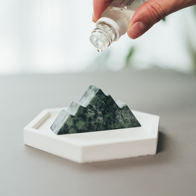 山脈擴香水泥盤 Serpentine Mountain Diffuser Tray 台灣蛇紋石