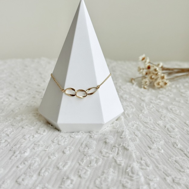 環環相扣簡約手鍊