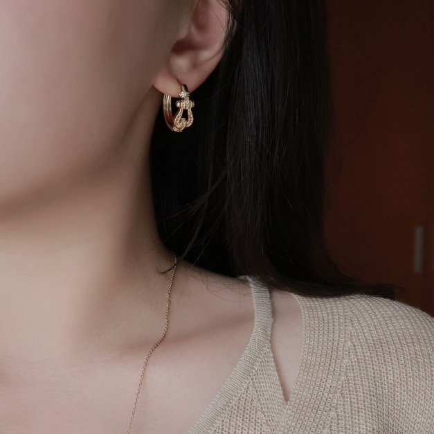 杜拜馬蹄鐵造型耳扣