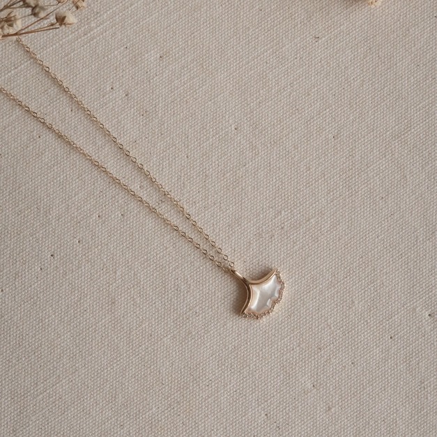 碎鑽銀杏項鍊(美國注金)