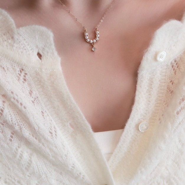 馬蹄鐵珍珠鋯石項鍊(美國注金)