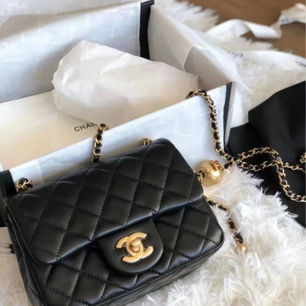 Chanel 黑色 金球爆款