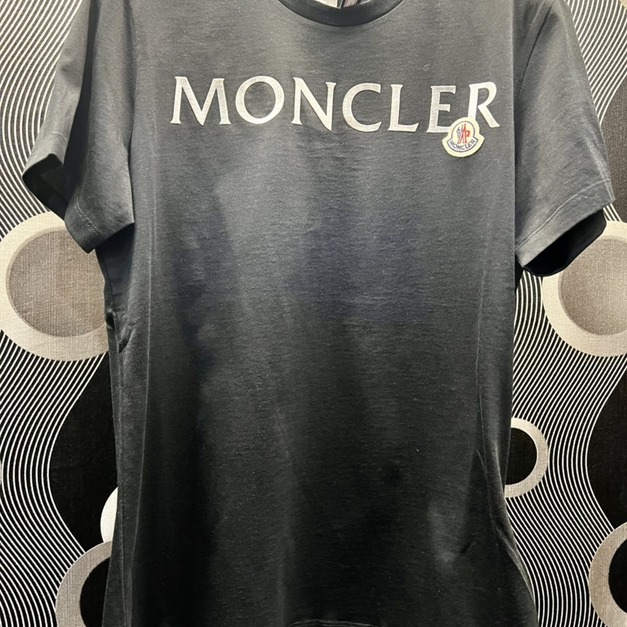Moncler 現貨