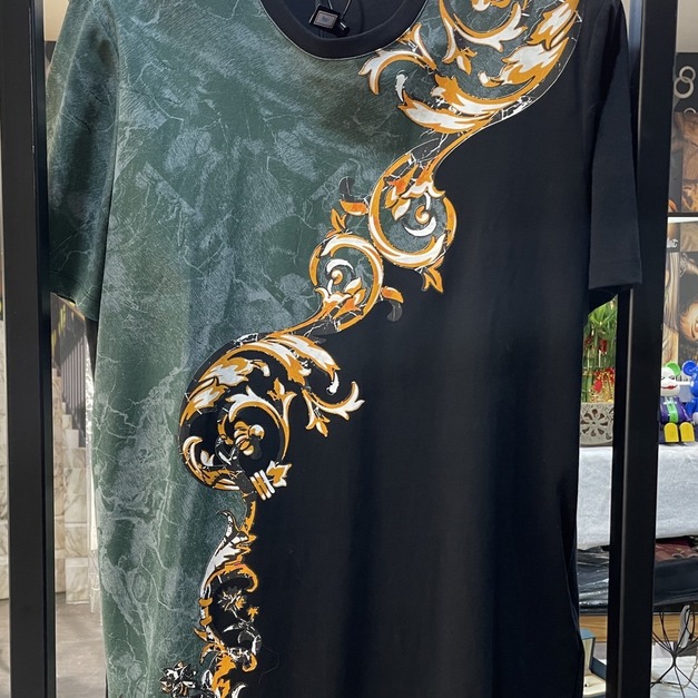 Versace 花色上衣 現貨尺寸L