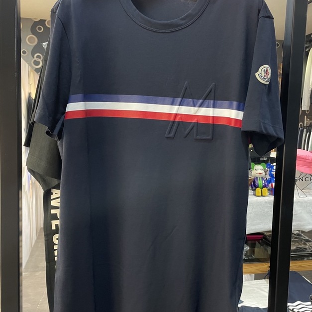 Moncler 胸口線條短袖上衣