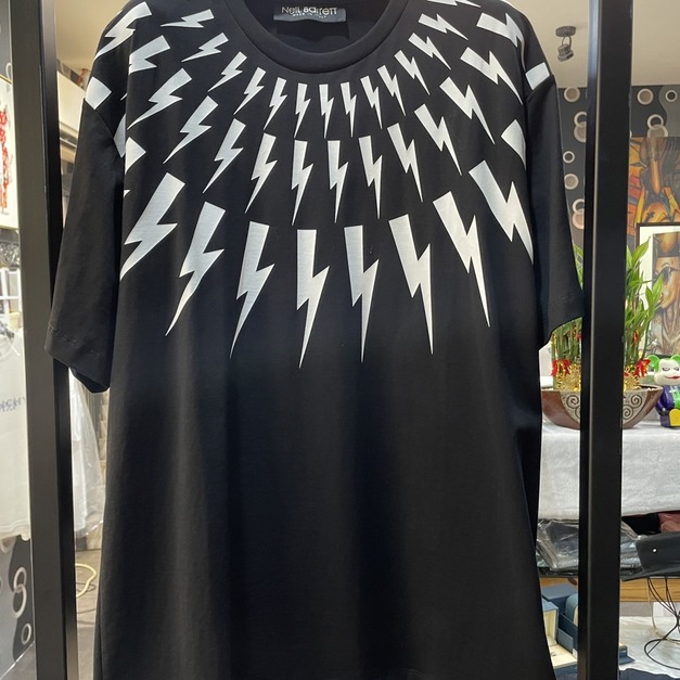 NB黑白閃電(閃電)