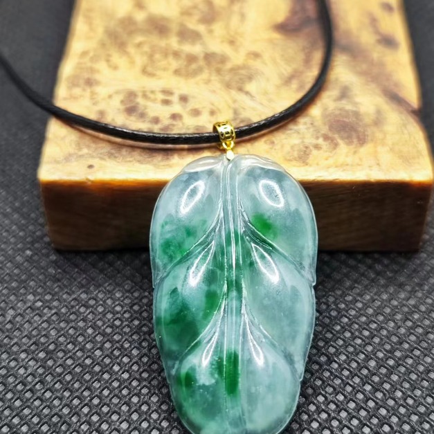 天然翡翠A貨 葉子墜飾