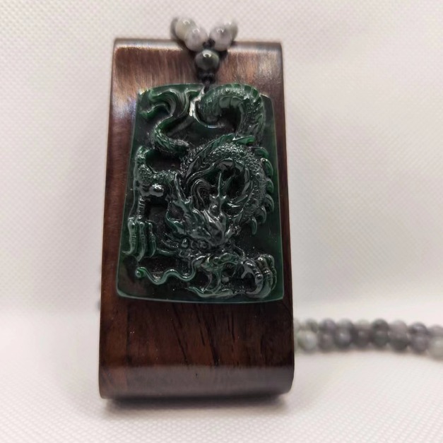 天然緬甸翡翠A貨 龍牌墜飾