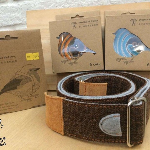 ♪Your Music 愉耳樂器♪aNueNue Bird Strap 鳥吉他背帶手工麻布羊毛氈吉他烏克麗麗背帶 銀灰