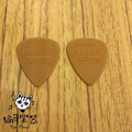 ♪Your Music 愉耳樂器♪PICKBOY 奶茶色立體英文字樣pick 吉他 烏克麗麗匹克0.88mm