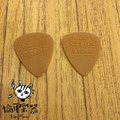 ♪Your Music 愉耳樂器♪PICKBOY 奶茶色立體英文字樣pick 吉他 烏克麗麗匹克0.60mm