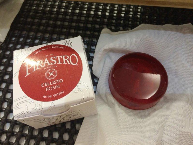 ♪ Your Music 愉耳樂器 ♪ 全新 德國原裝 Pirastro DQ9012 Cellisto松香．大提琴用 全新 德國原裝 Pirastro DQ9012 Cellisto松香．大提琴用 第 2 張圖片｜三峽弦樂器
