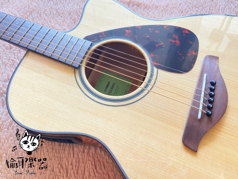 ♪ Your Music 愉耳樂器♪ 現貨 YAMAHA  FSX800C 原木面單電民謠吉他 可插電公司貨附原廠琴袋 現貨 YAMAHA FSX800C 原木面單電民謠吉他 可插電公司貨附原廠琴袋 第 2 張圖片｜三峽吉他 / Bass
